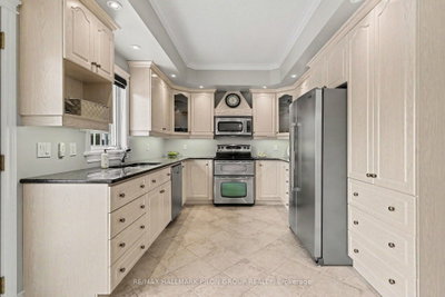 60 Callaway Court • Orleans, ON photo 9