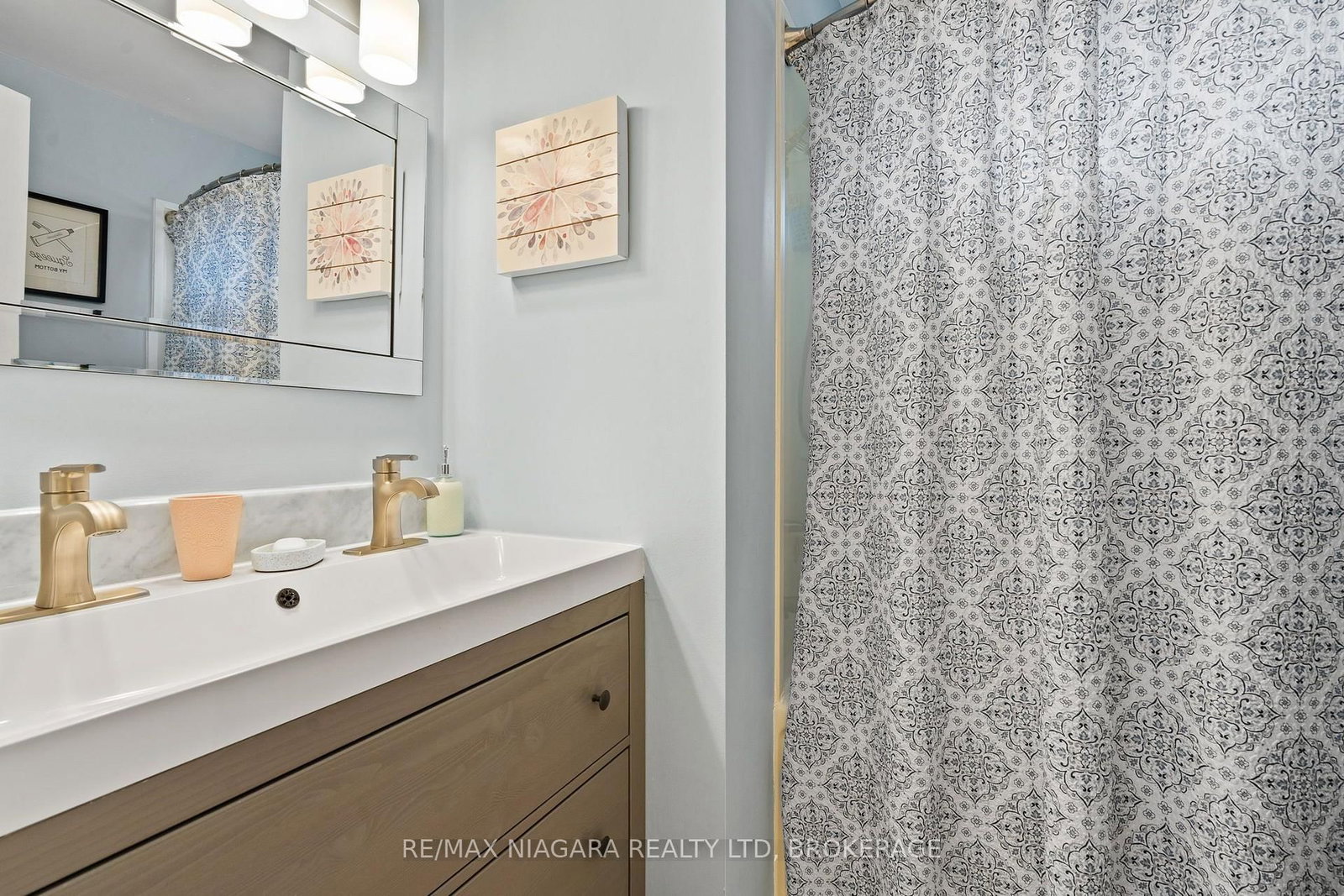 7803 Salisbury Place • Niagara Falls, ON photo 14