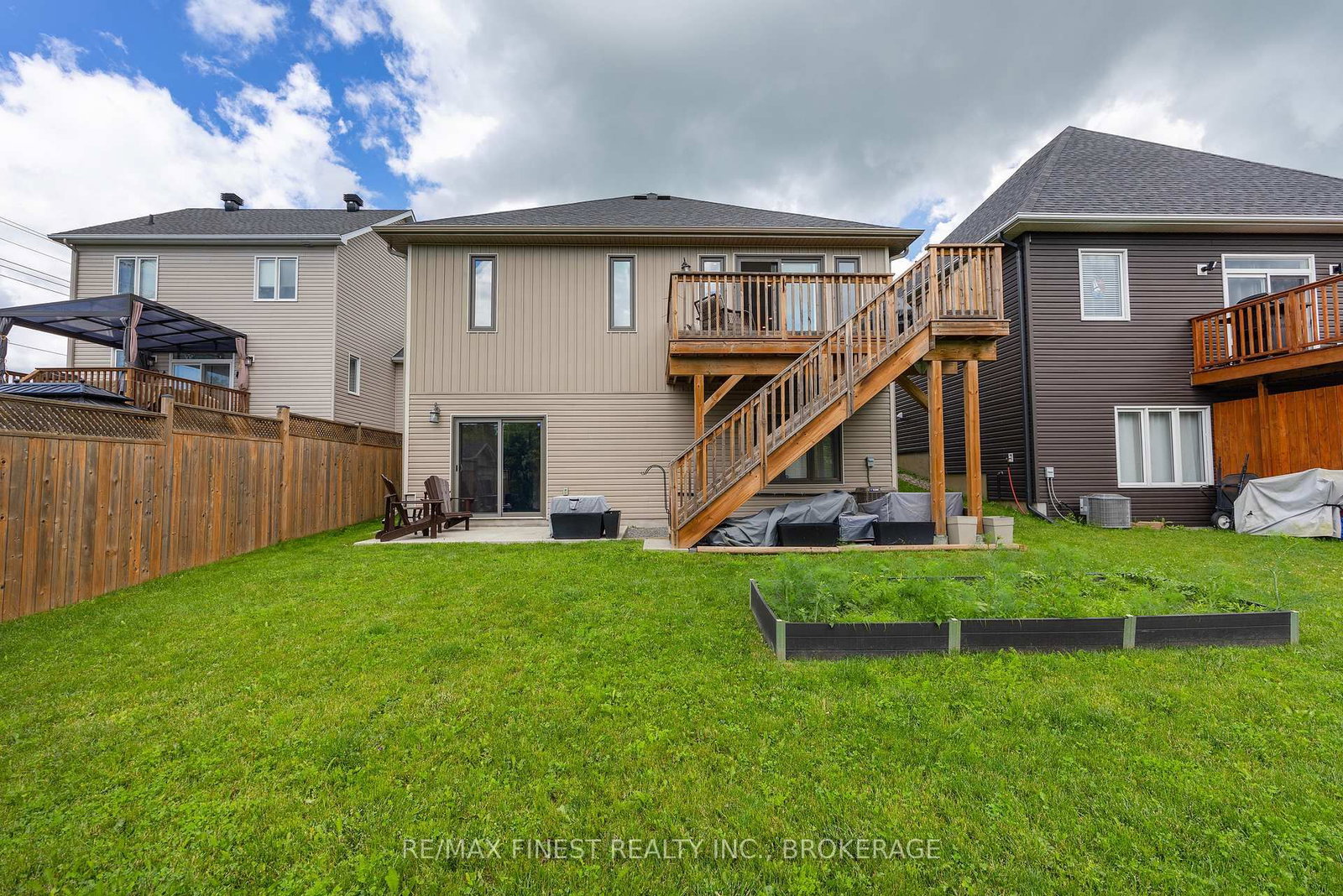 386 Nalon Road • Gananoque, ON photo 33
