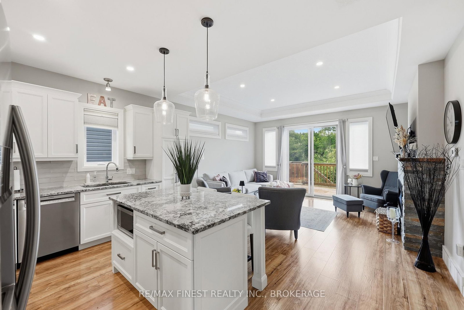 386 Nalon Road • Gananoque, ON photo 8