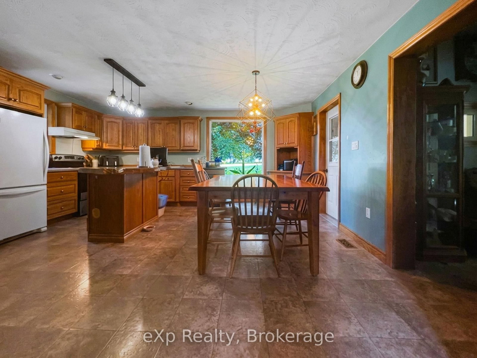 42094 Salem Road • Morris Turnberry, ON photo 16