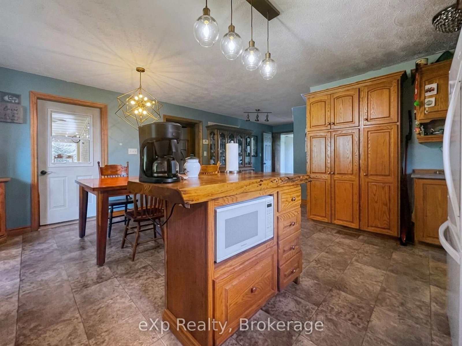 42094 Salem Road • Morris Turnberry, ON photo 17