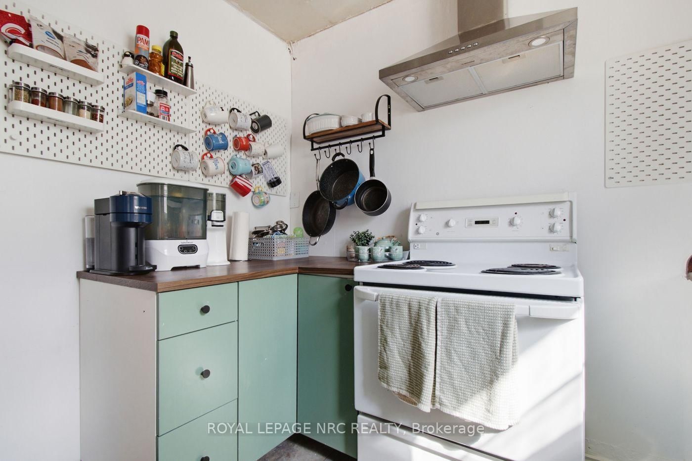 79 Carlton Street • St. Catharines, ON photo 11