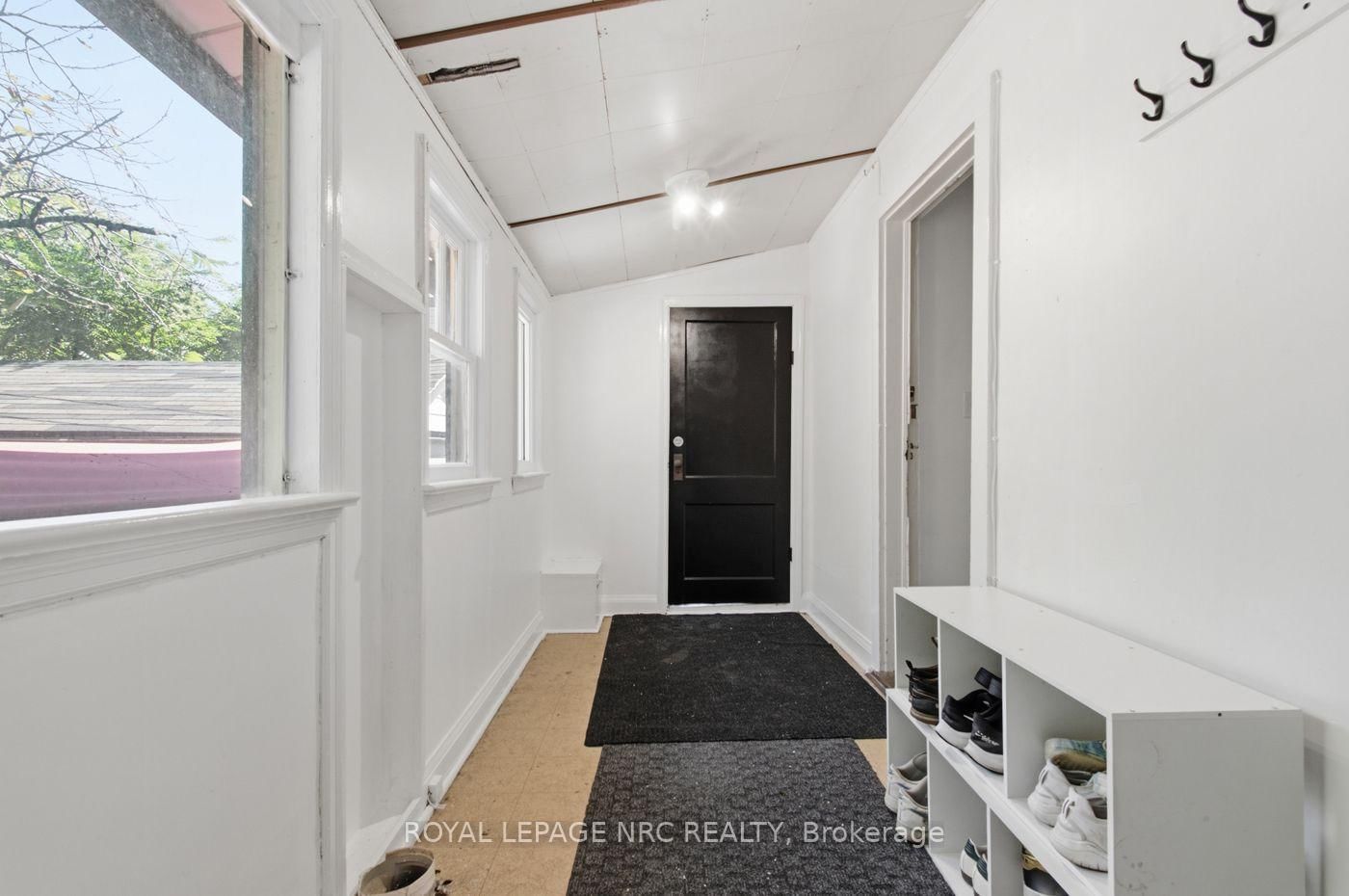 79 Carlton Street • St. Catharines, ON photo 18
