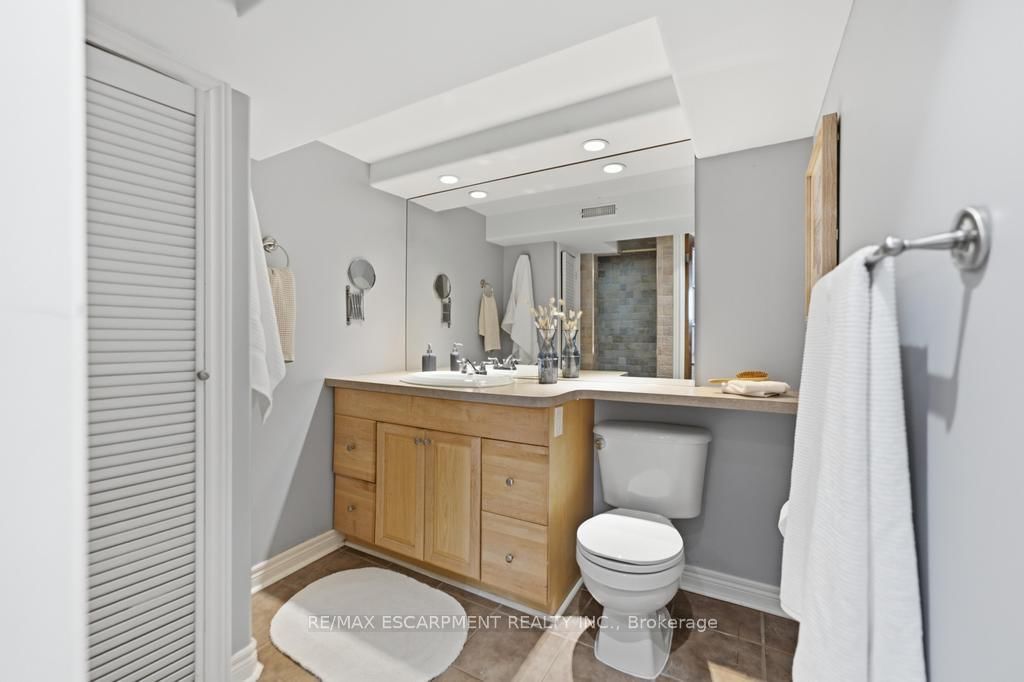 105 Munn Street • Hamilton, ON photo 22
