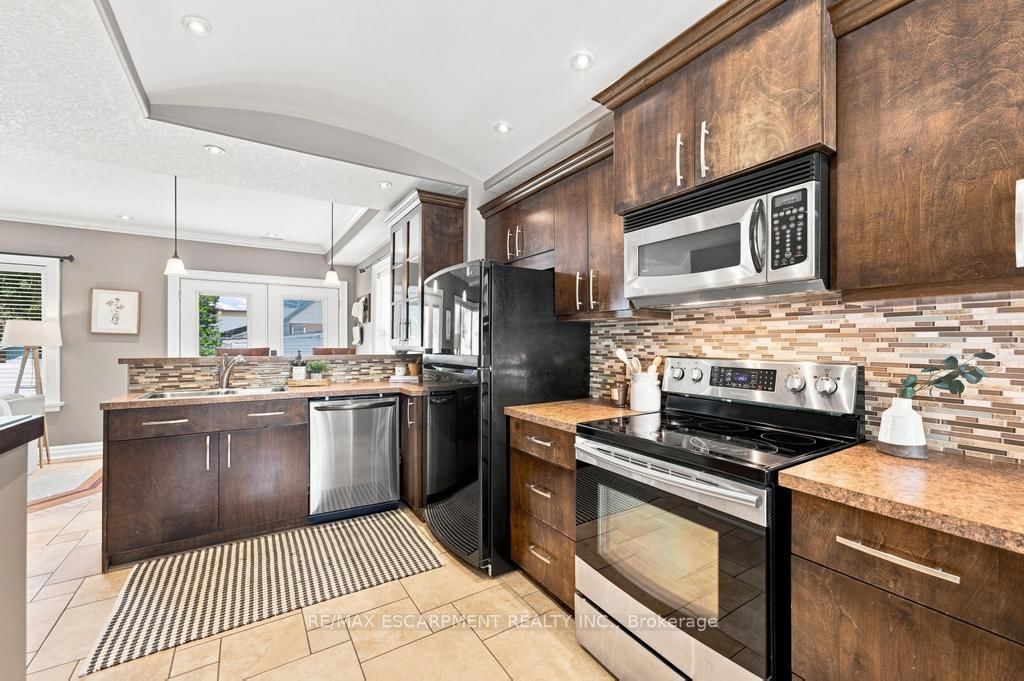 105 Munn Street • Hamilton, ON photo 8