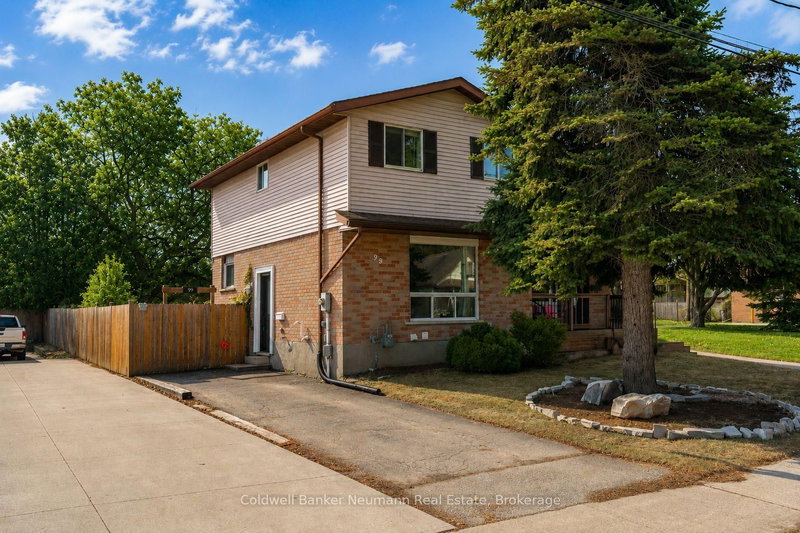 99 Emma Street