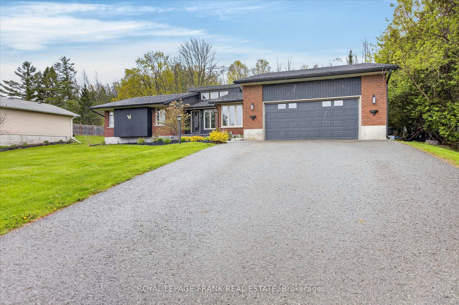 892 Frank Hill Road • Kawartha Lakes, ON photo 4
