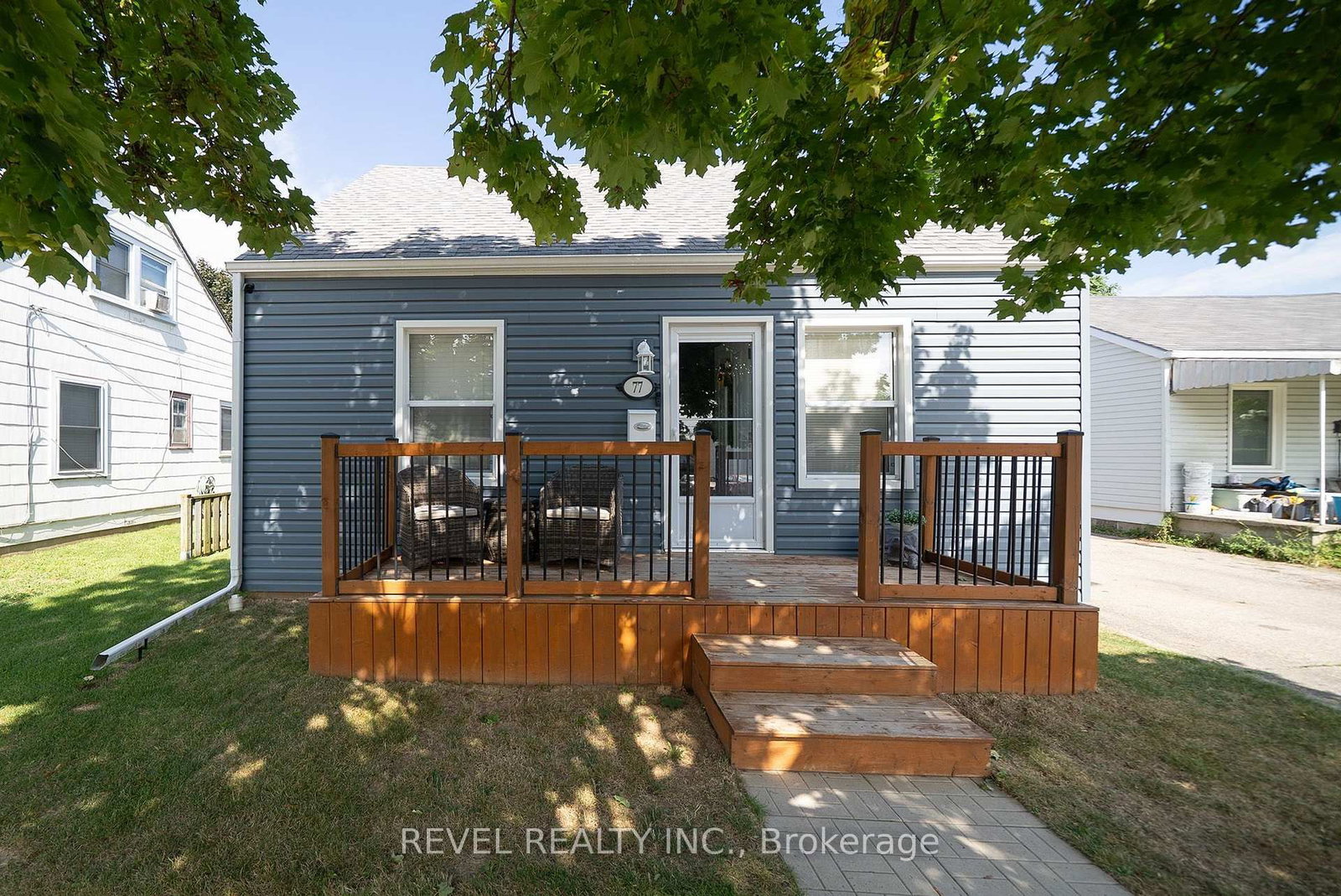 77 Eighth Avenue • Brantford, ON photo 3