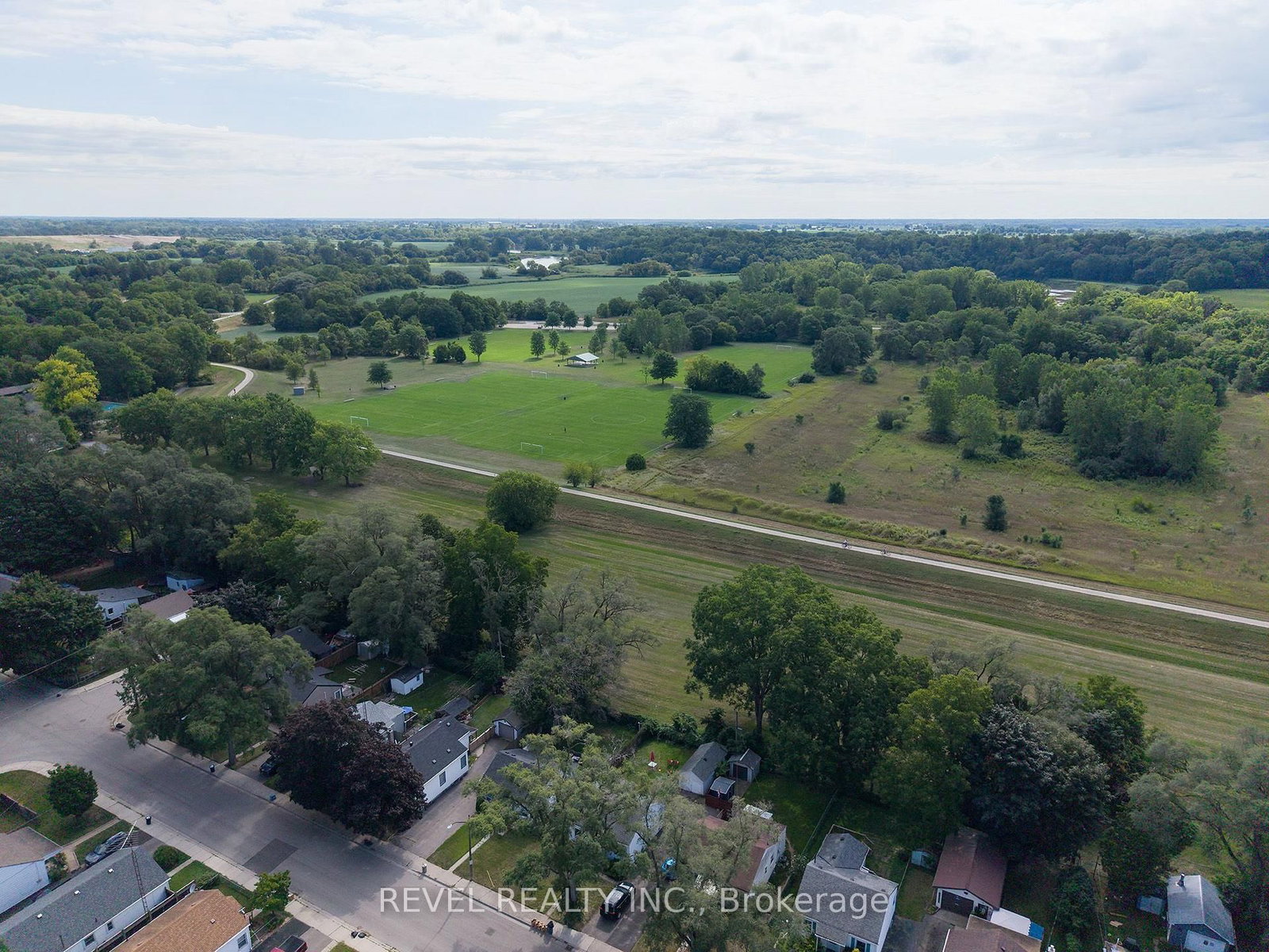 77 Eighth Avenue • Brantford, ON photo 30