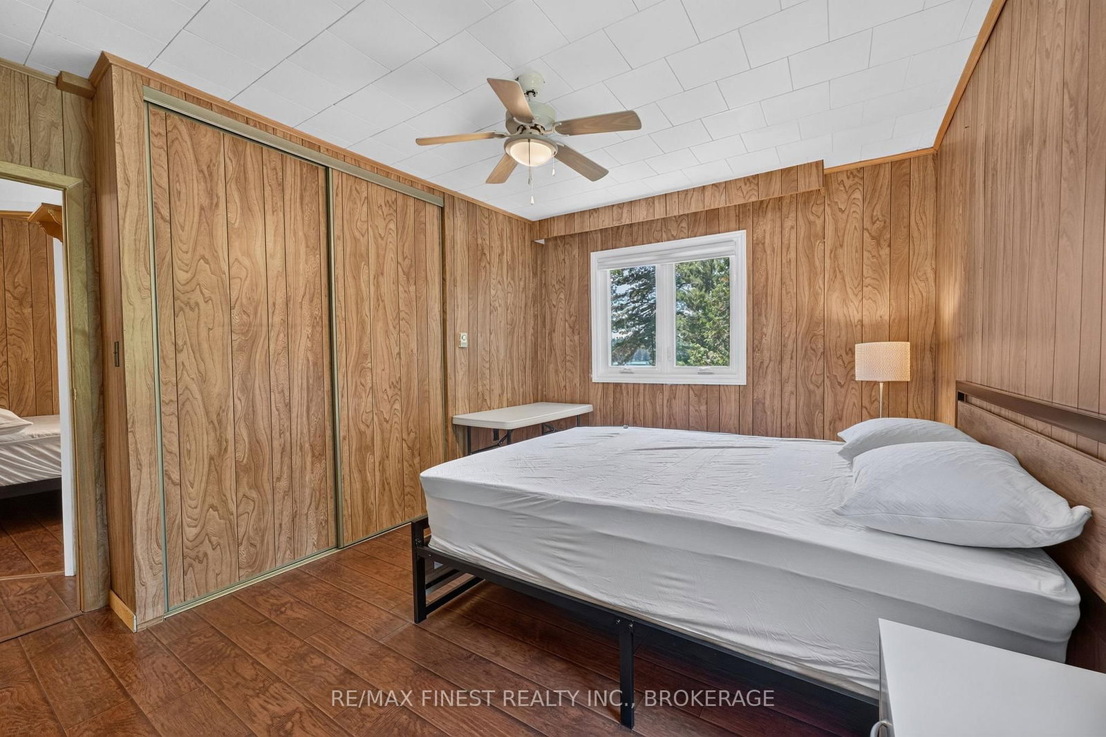 1067 Island View Lane E • Parham, ON photo 17