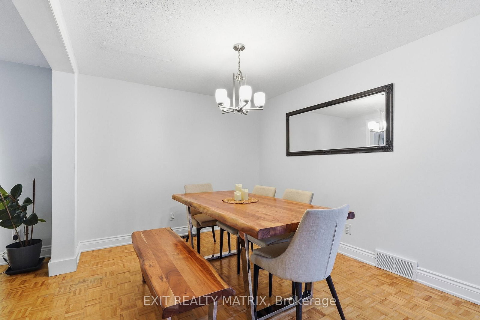 270 Fernleaf Crescent • Orleans, ON photo 16