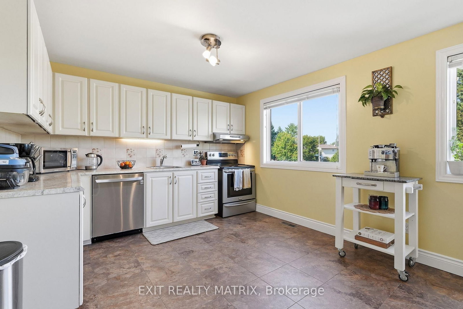 270 Fernleaf Crescent • Orleans, ON photo 20