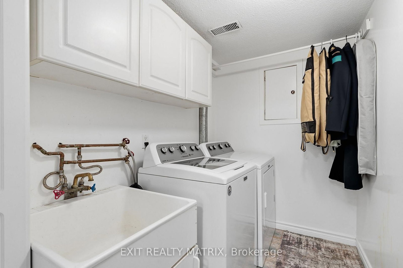 270 Fernleaf Crescent • Orleans, ON photo 32