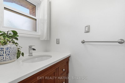 270 Fernleaf Crescent • Orleans, ON photo 8