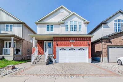 124 Udvari Crescent