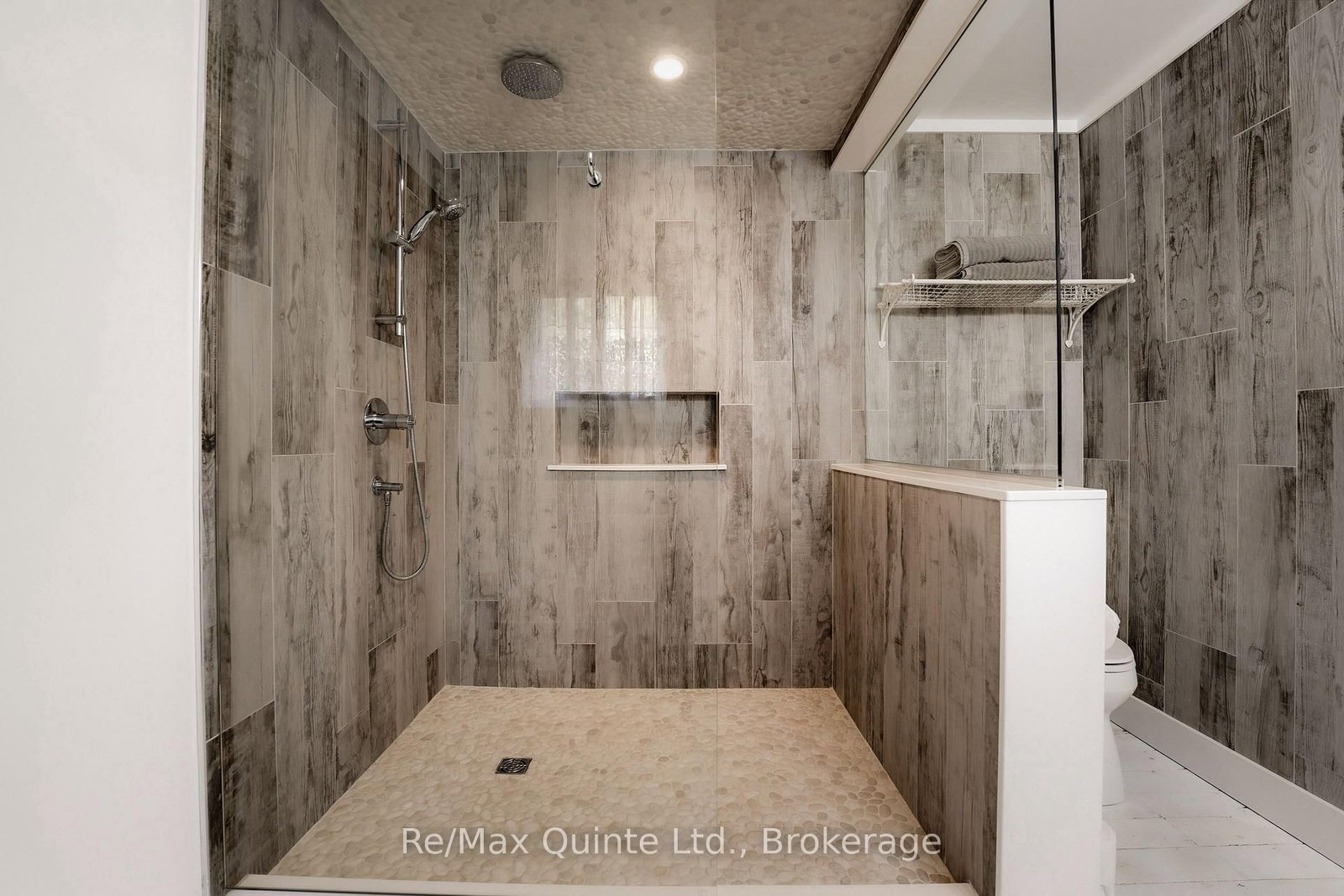 22 Beckwith Street • Prince Edward County, ON photo 20
