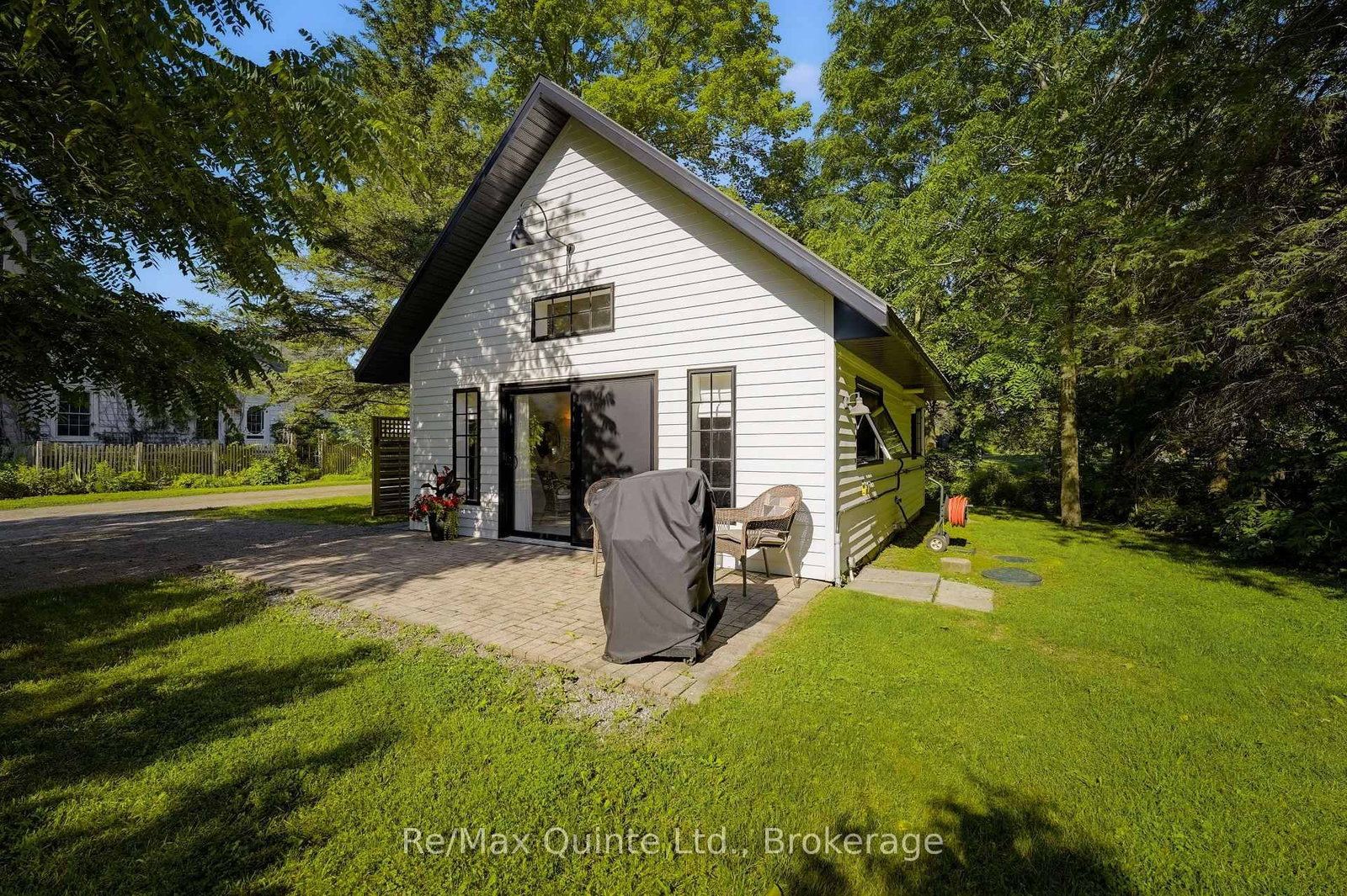 22 Beckwith Street • Prince Edward County, ON photo 32