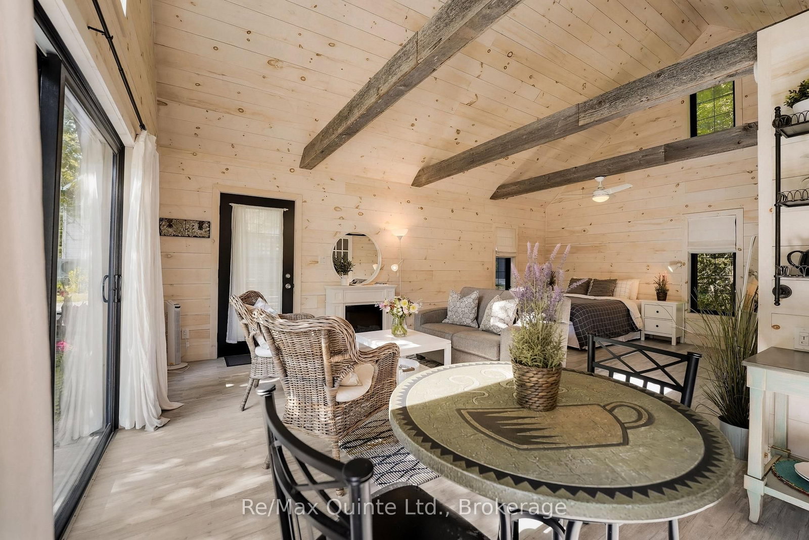 22 Beckwith Street • Prince Edward County, ON photo 36