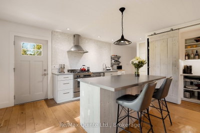 22 Beckwith Street • Prince Edward County, ON photo 9