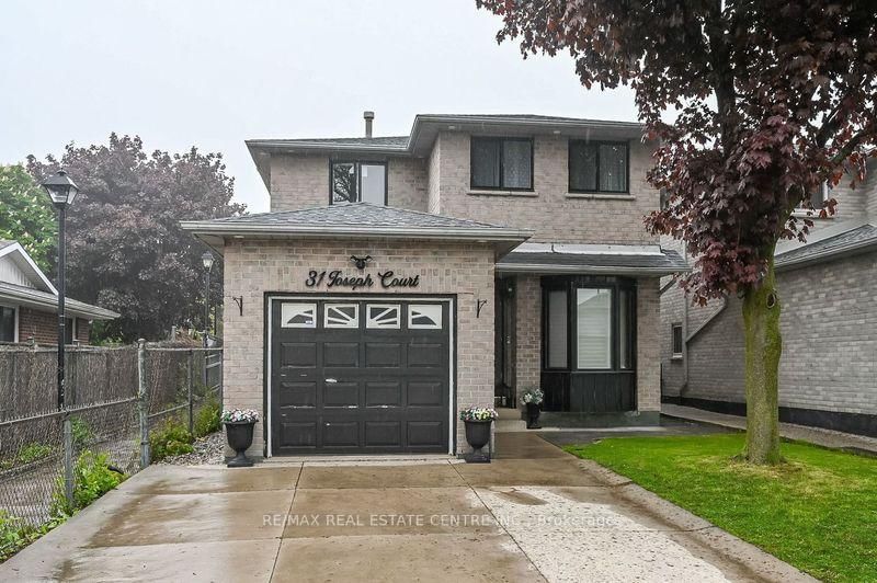 Lower Unit - 31 Joseph Court