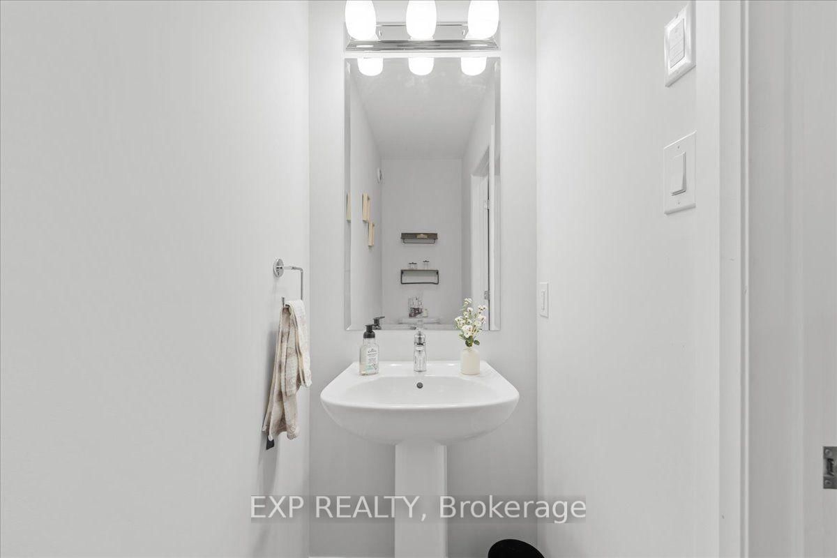 302 Clearpath Private • Kanata, ON photo 7
