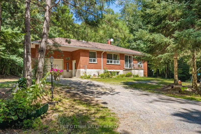 561 Long Lake Road