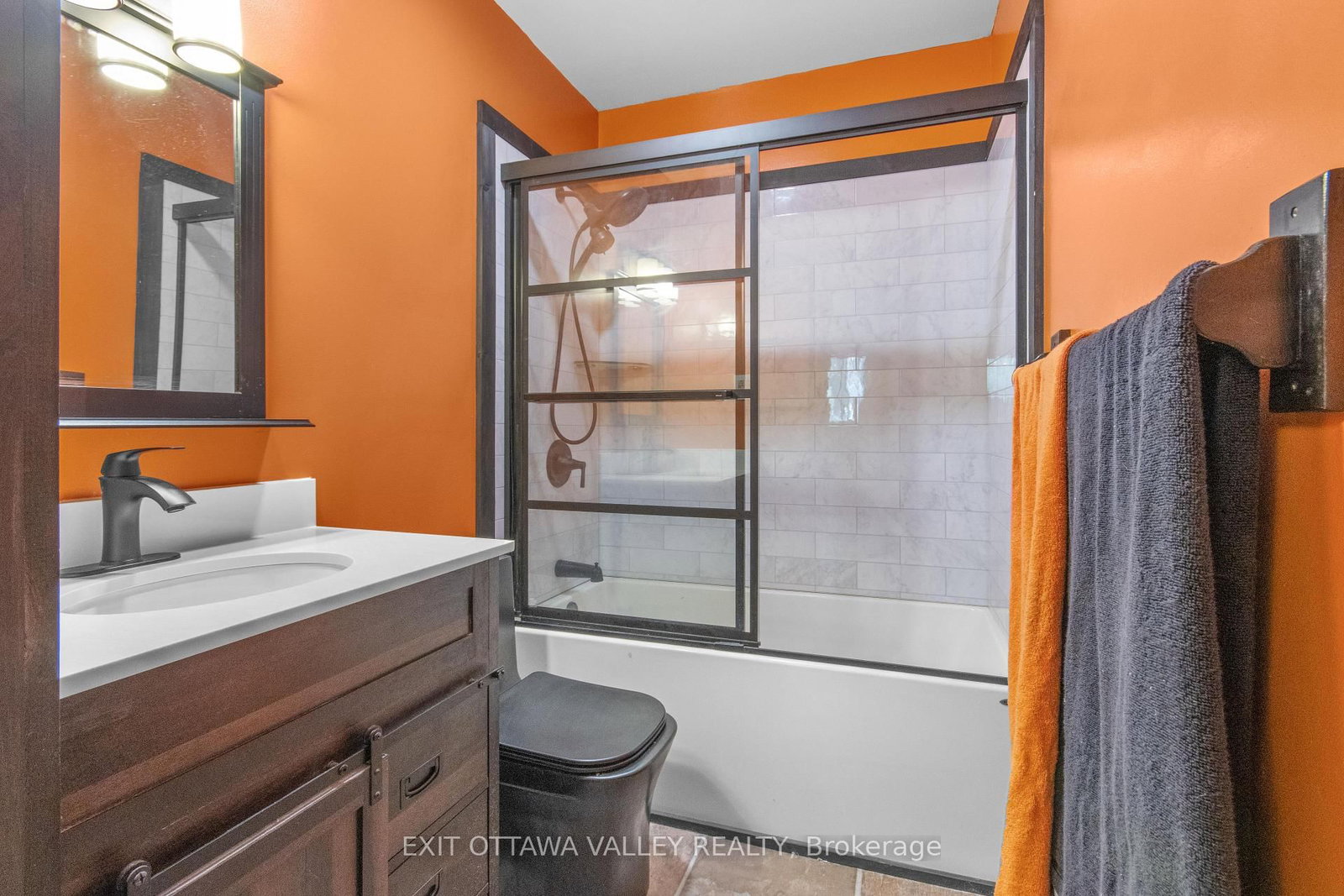 561 Long Lake Road • Barry's Bay, ON photo 27