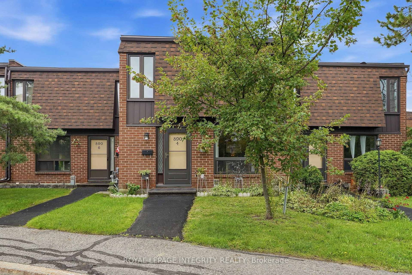 890 Cahill Drive W • #4 • Ottawa, ON photo 2