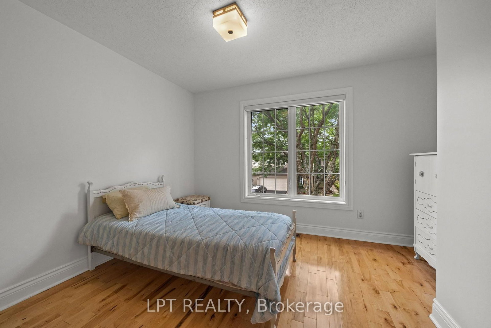 15 Spalding Avenue • Kanata, ON photo 31