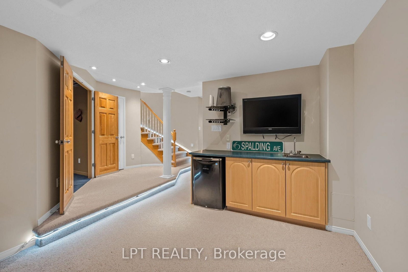 15 Spalding Avenue • Kanata, ON photo 38