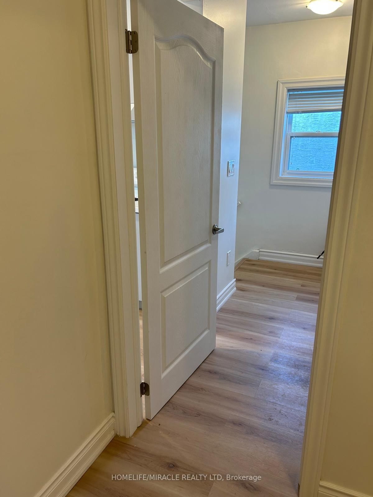 Unit A - 29 Albert Street W, Thorold 5