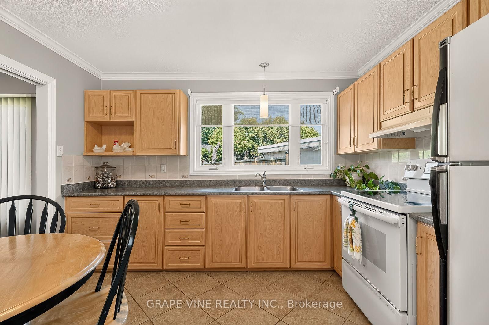 1486 Ridgebrook Drive • Ottawa, ON photo 13