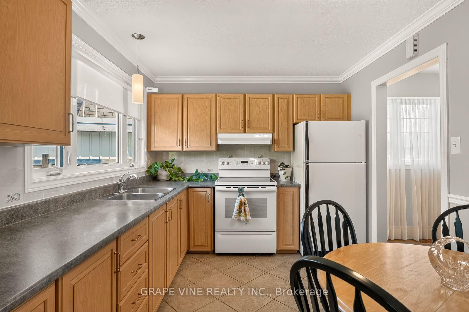 1486 Ridgebrook Drive • Ottawa, ON photo 15