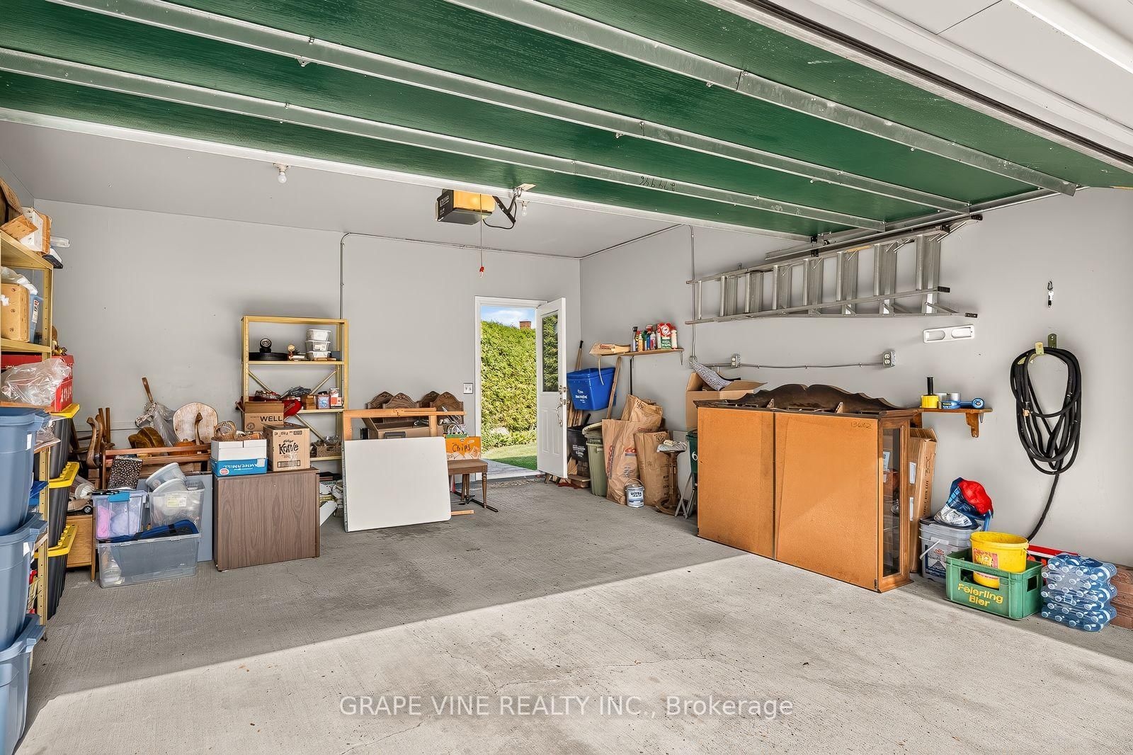 1486 Ridgebrook Drive • Ottawa, ON photo 34