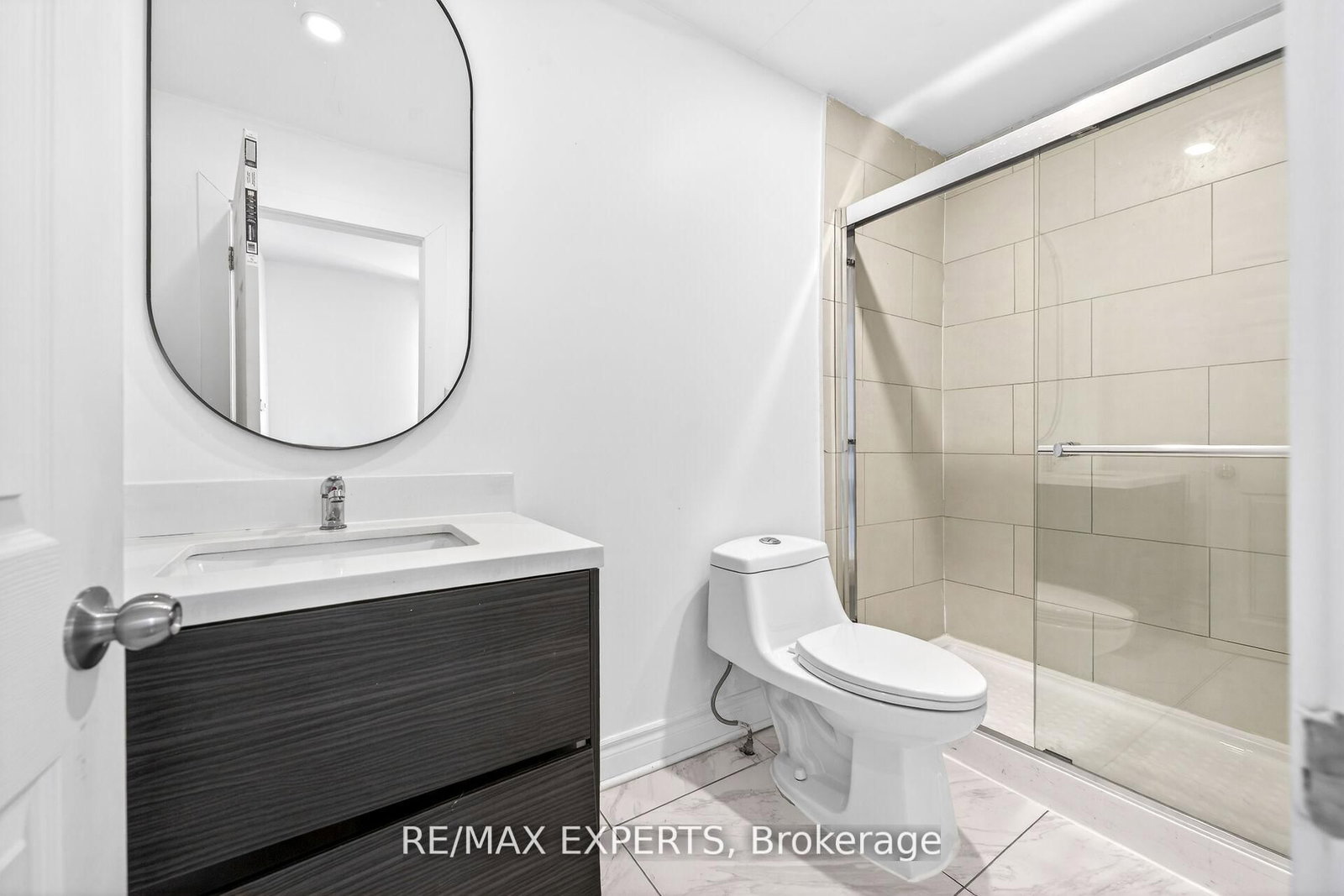 99 Leeming Street • Hamilton, ON photo 17