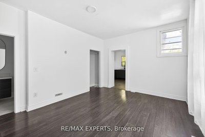 99 Leeming Street • Hamilton, ON photo 8