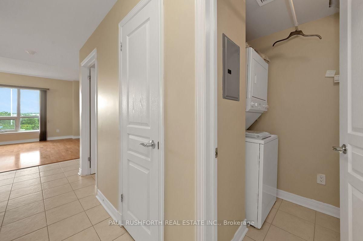 905 Beauparc Pvt Private • #321 • Ottawa, ON photo 16