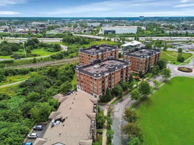 905 Beauparc Pvt Private • #321 • Ottawa, ON photo 2