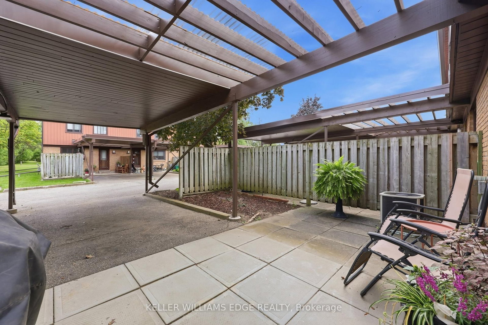 25 Flint Drive • Kitchener, ON photo 32