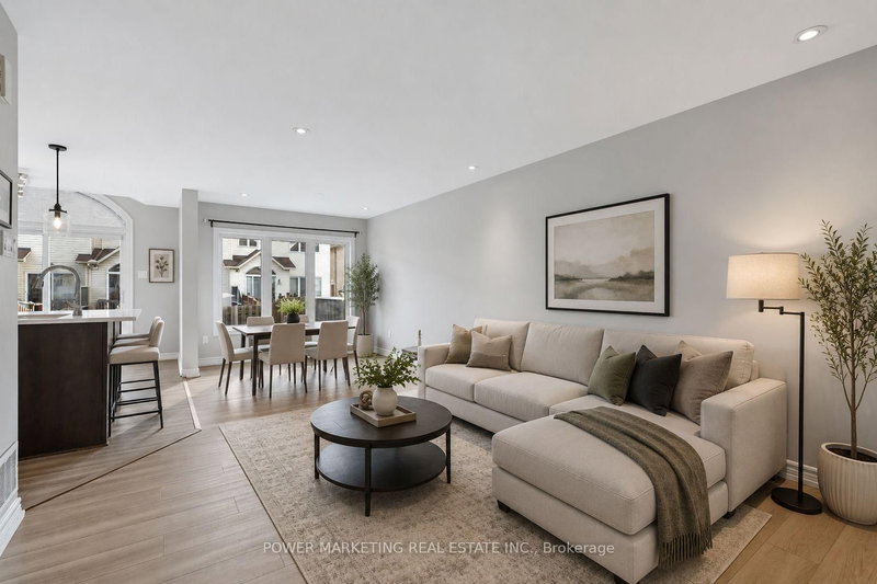 245 SILVERMOON Crescent