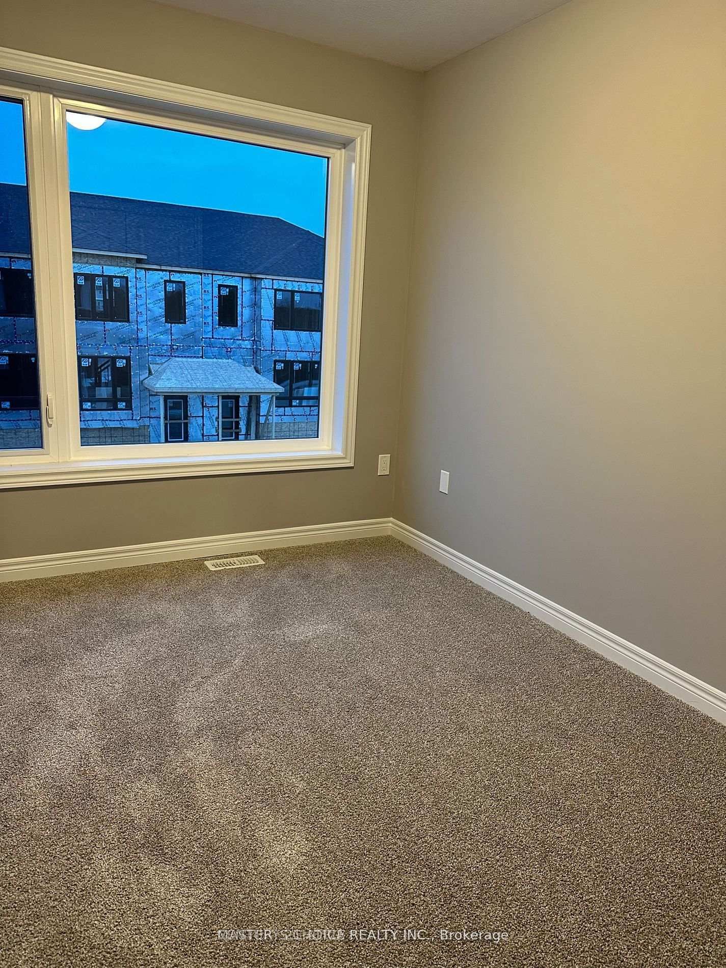 7-4 Sora Lane, Guelph, view 11