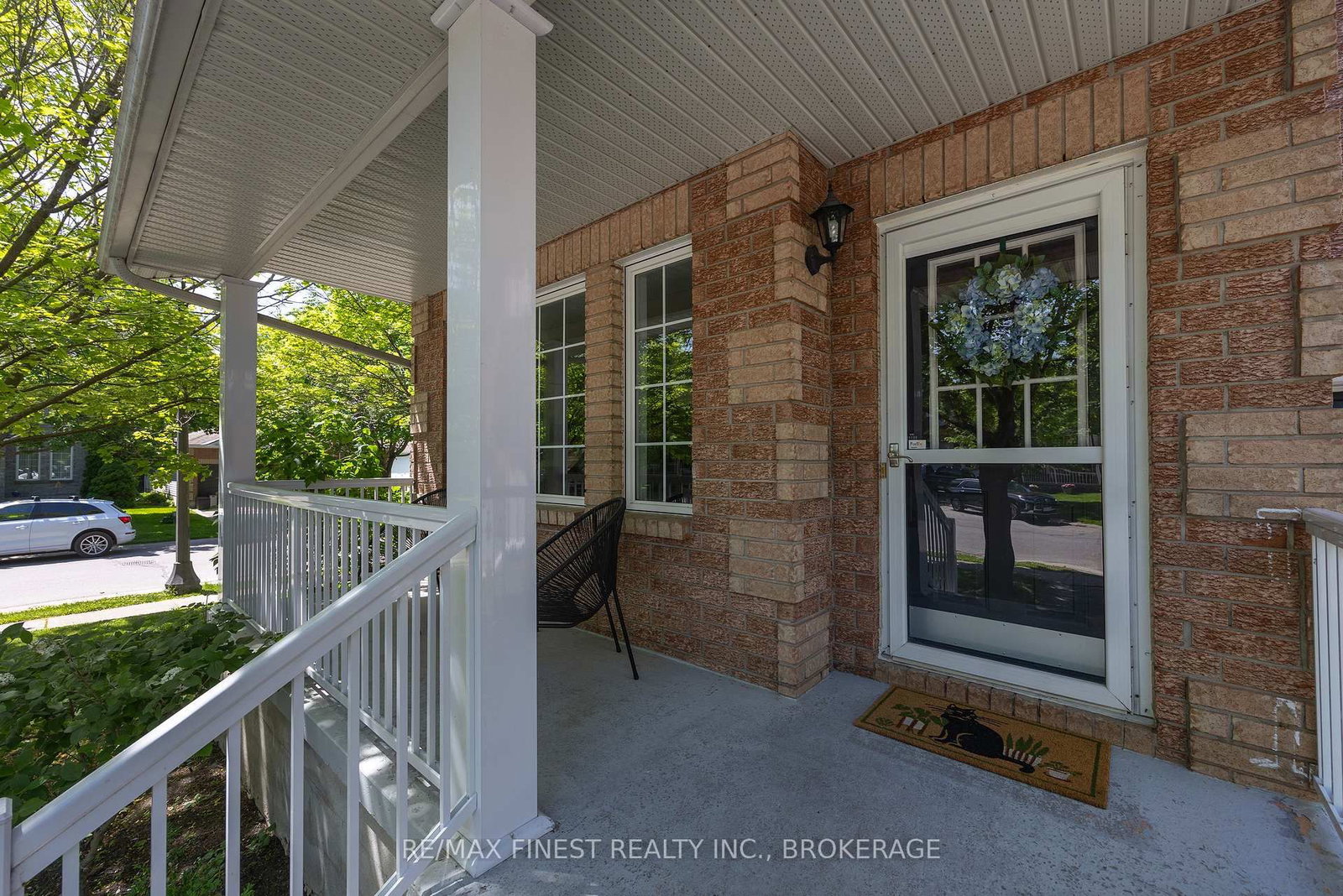 416 Fieldstone Drive • Kingston, ON photo 4