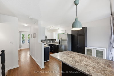 416 Fieldstone Drive • Kingston, ON photo 8