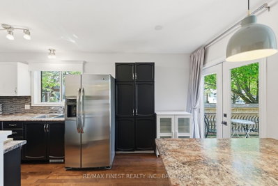 416 Fieldstone Drive • Kingston, ON photo 9