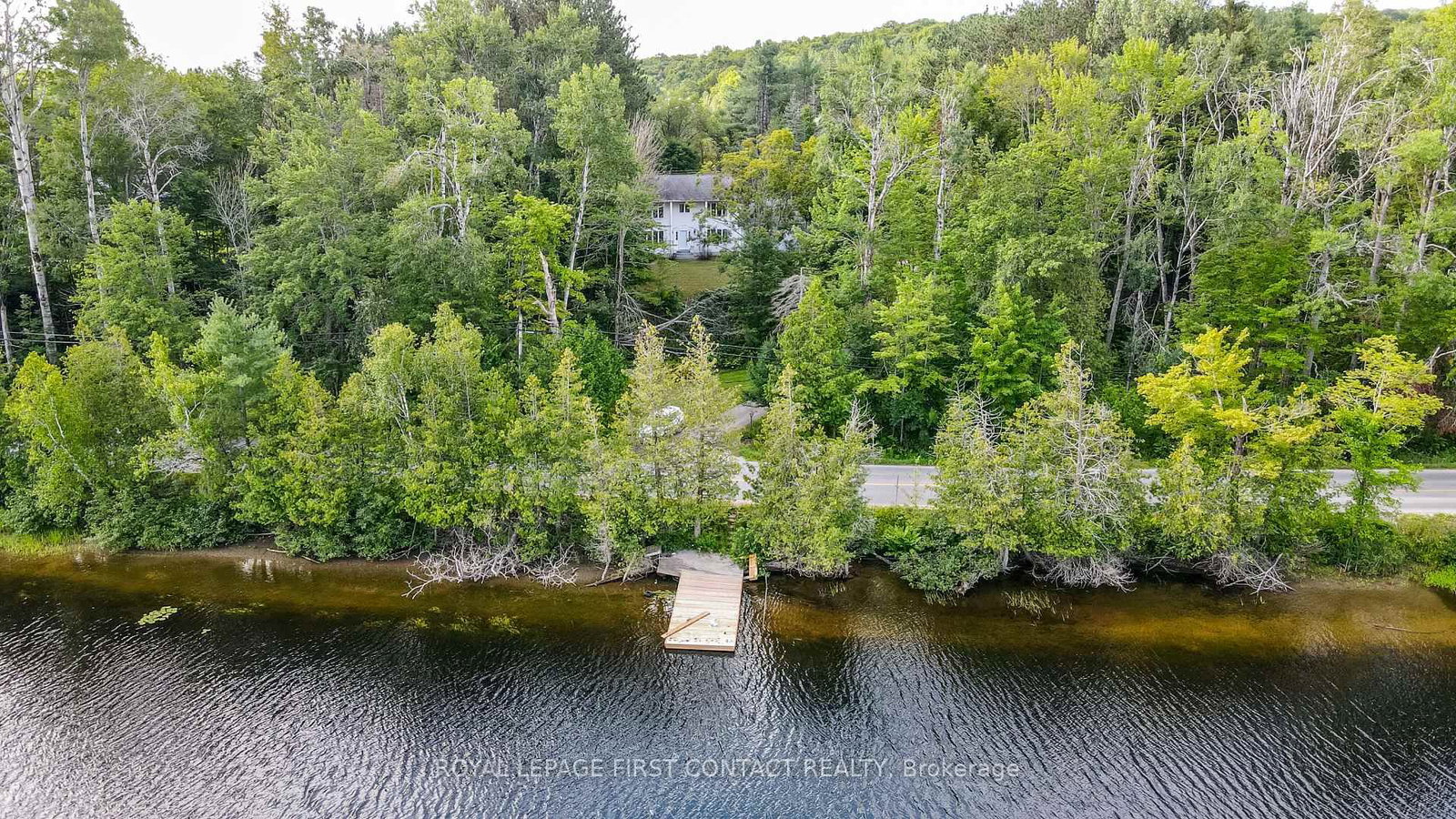 428 Beaumont Drive • Bracebridge, ON photo 3