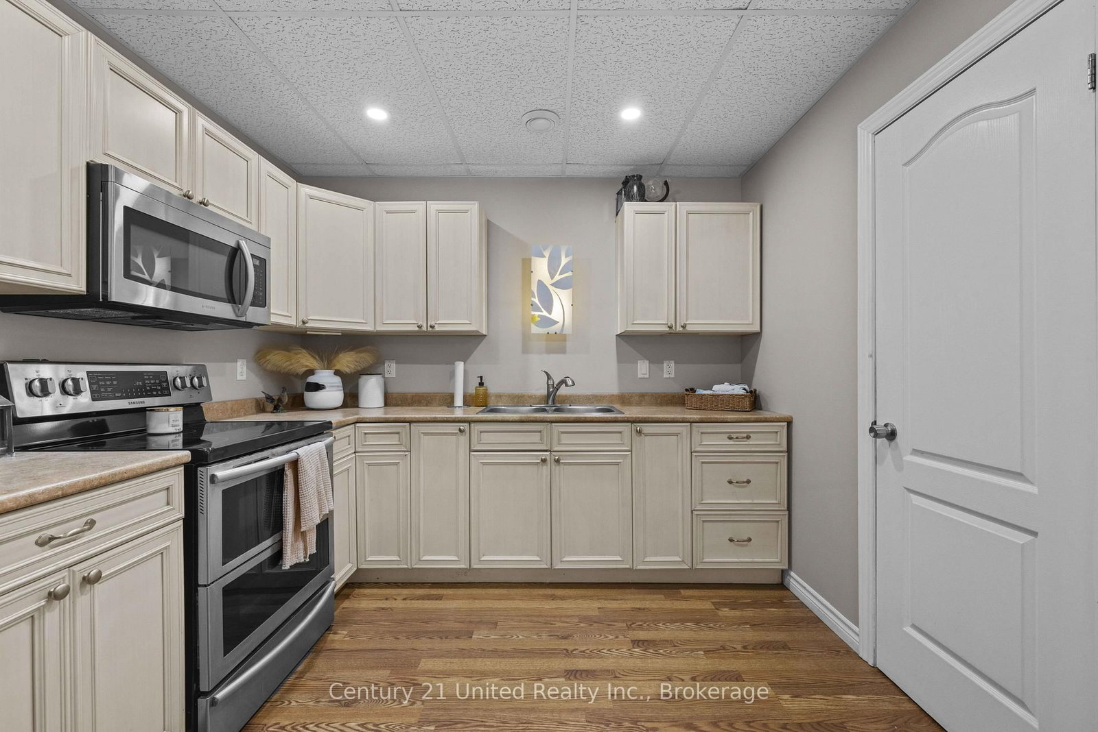 670 County Road 26 • Brighton, ON photo 35