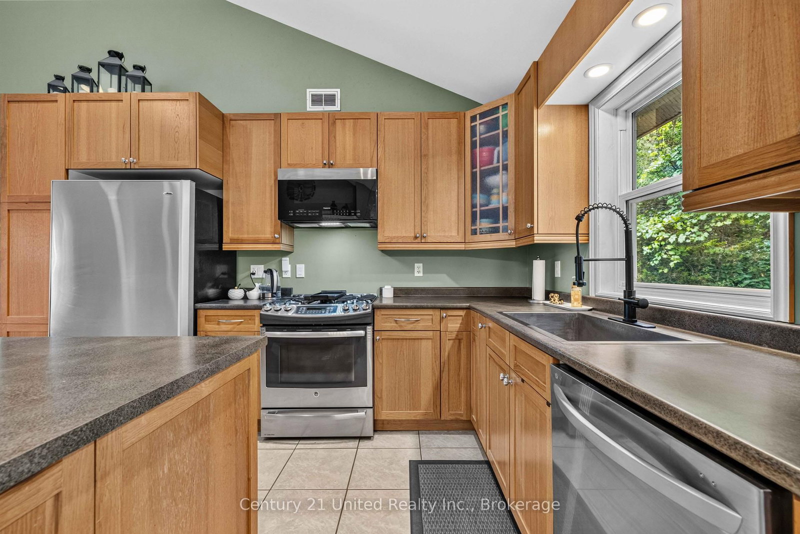 670 County Road 26 • Brighton, ON photo 5