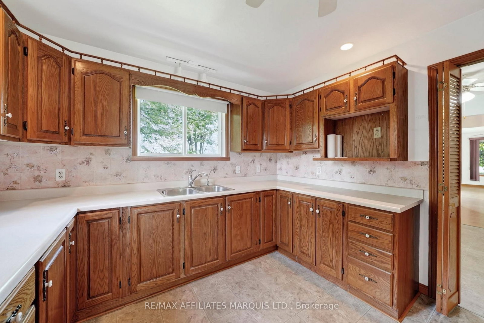 19485 Glen Road • South Glengarry, ON photo 15