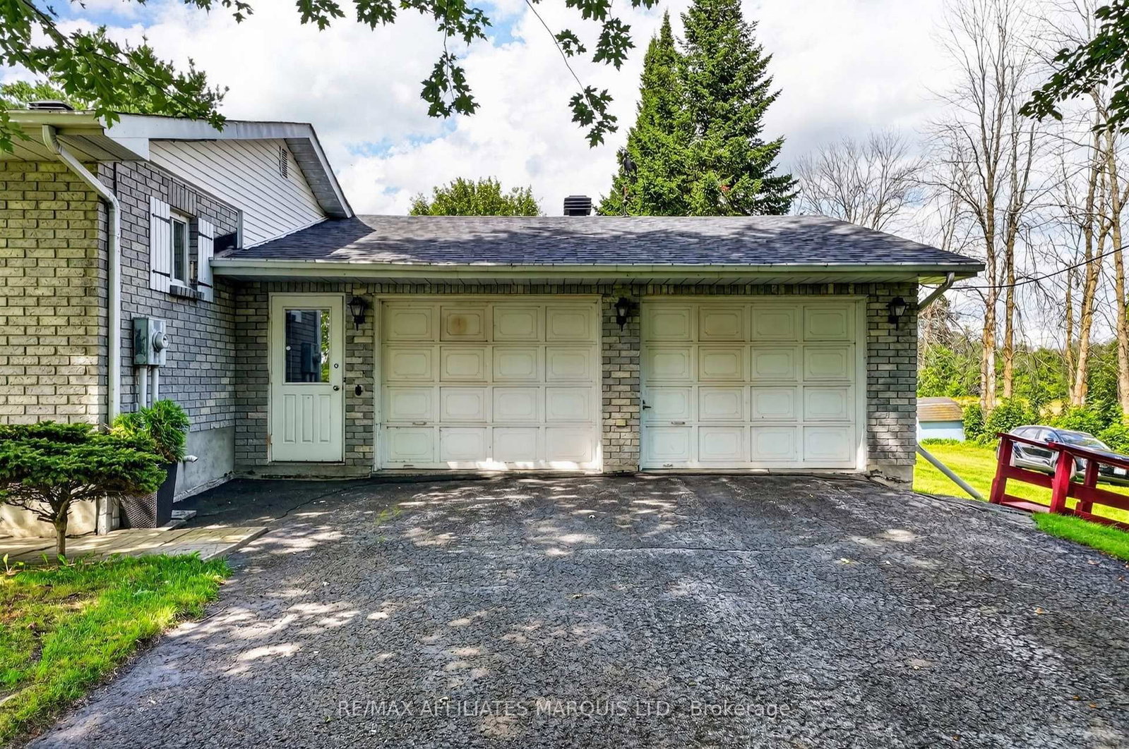 19485 Glen Road • South Glengarry, ON photo 7